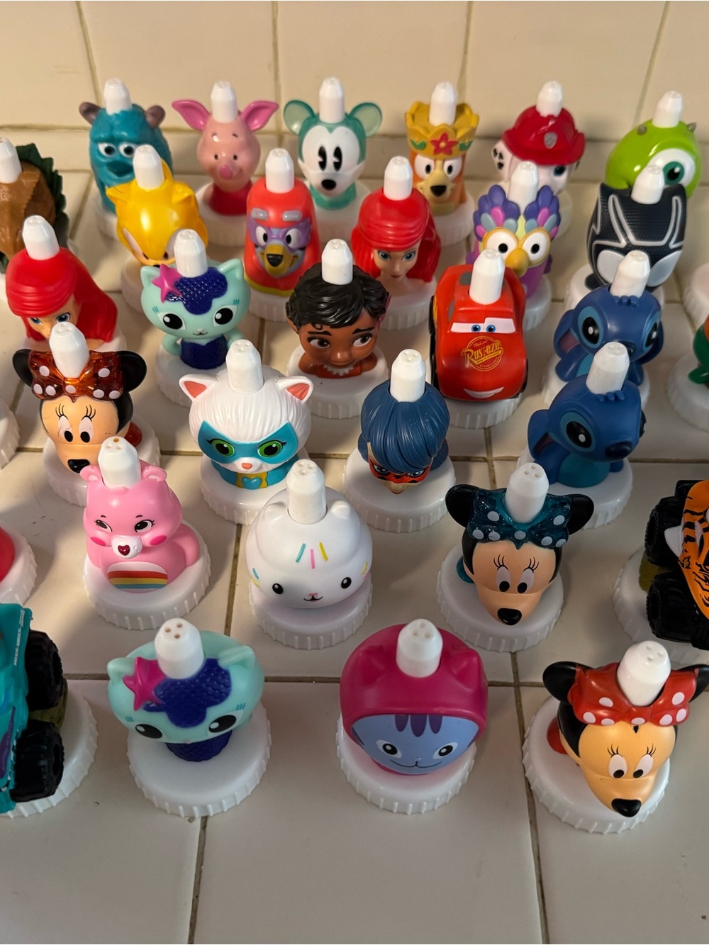 Good to Grow Multicolor Kids Bottle-Top Characters